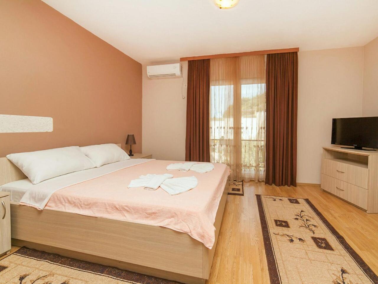Hana Accommodation Sveti Stefan Eksteriør billede