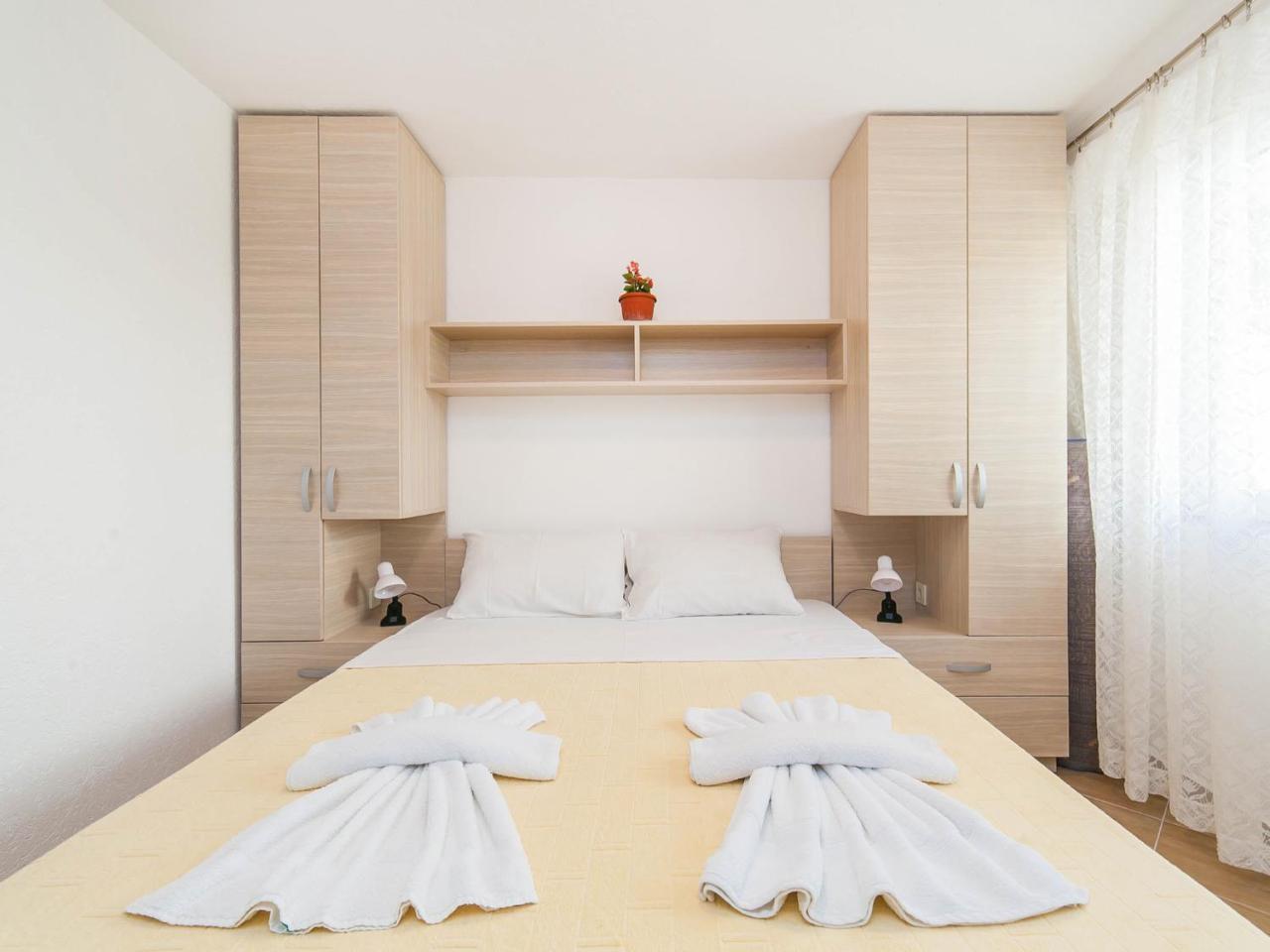 Hana Accommodation Sveti Stefan Eksteriør billede