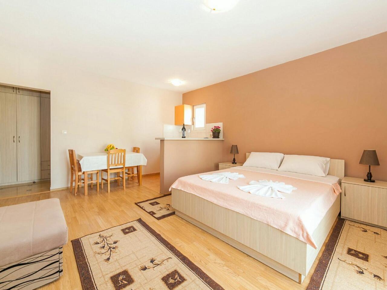 Hana Accommodation Sveti Stefan Eksteriør billede