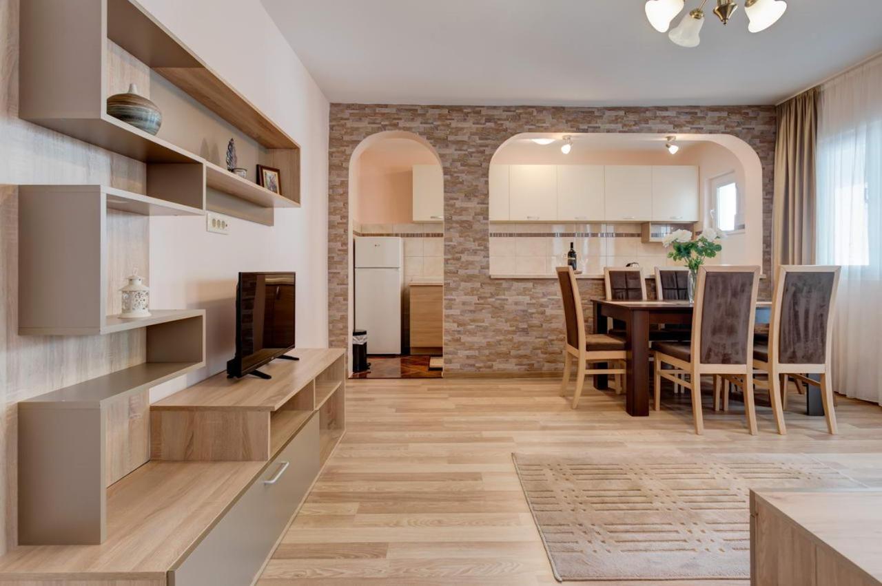 Hana Accommodation Sveti Stefan Eksteriør billede