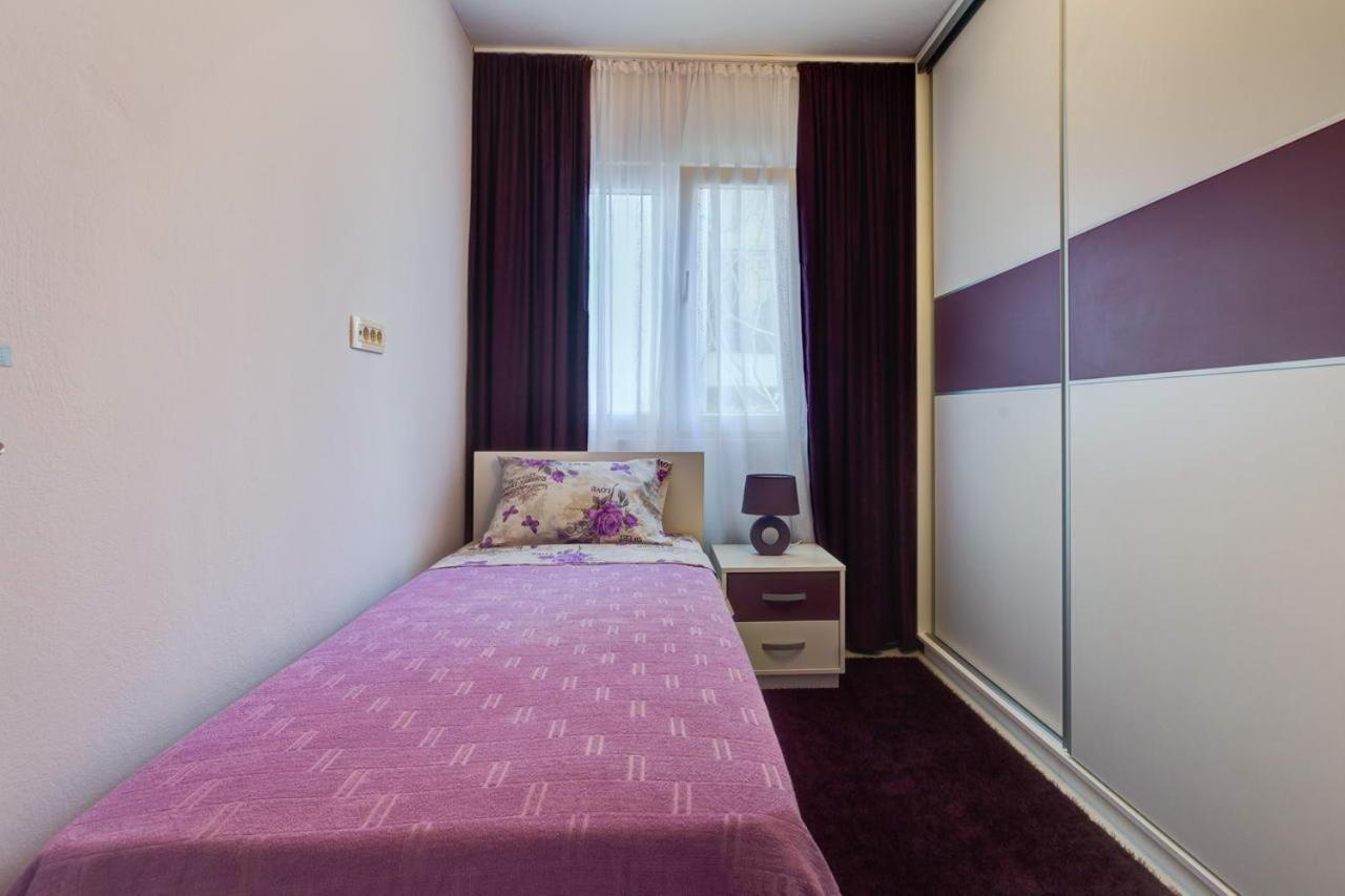 Hana Accommodation Sveti Stefan Eksteriør billede